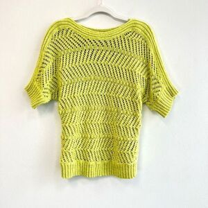 Chico’s Size 2(XL) Yellow Crocheted Knit Short Sleeve Blouse Shirt Top Stretch